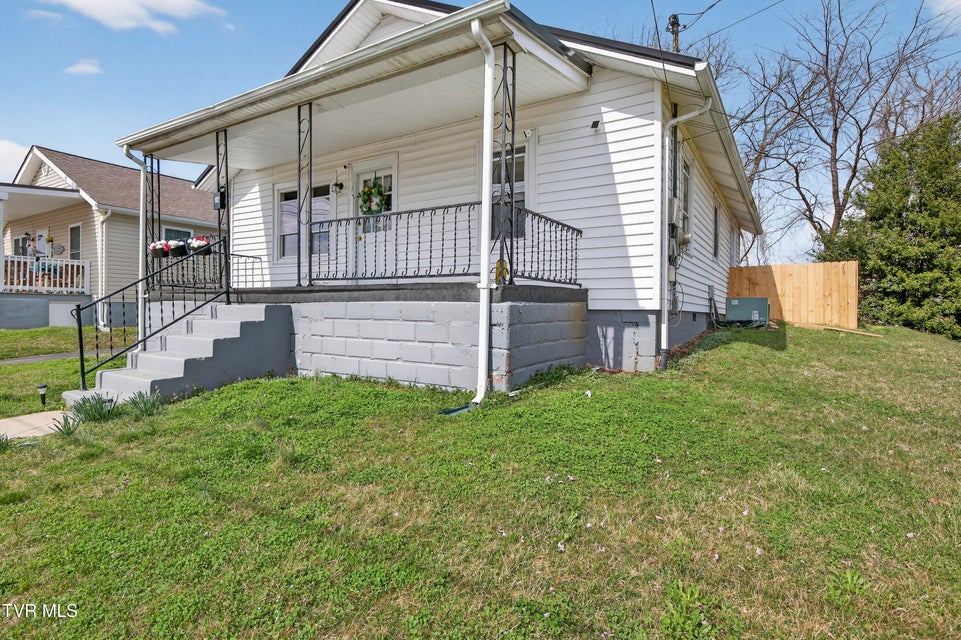 Photo #18: 1121 Mcneil Street