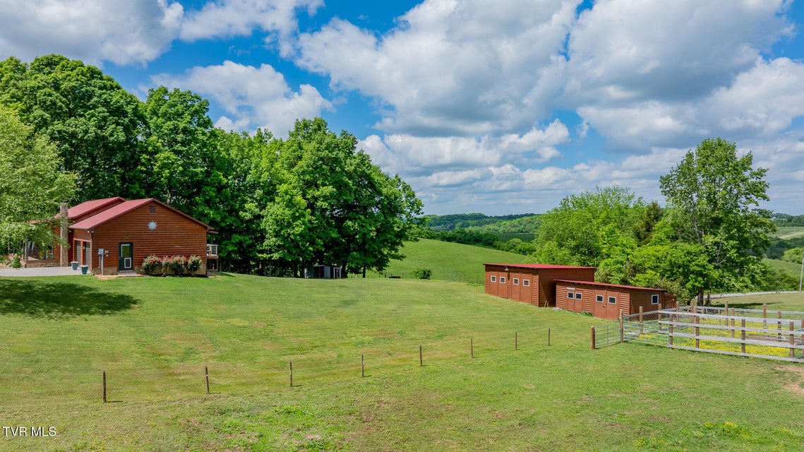 Photo #34: 902 Mill Road
