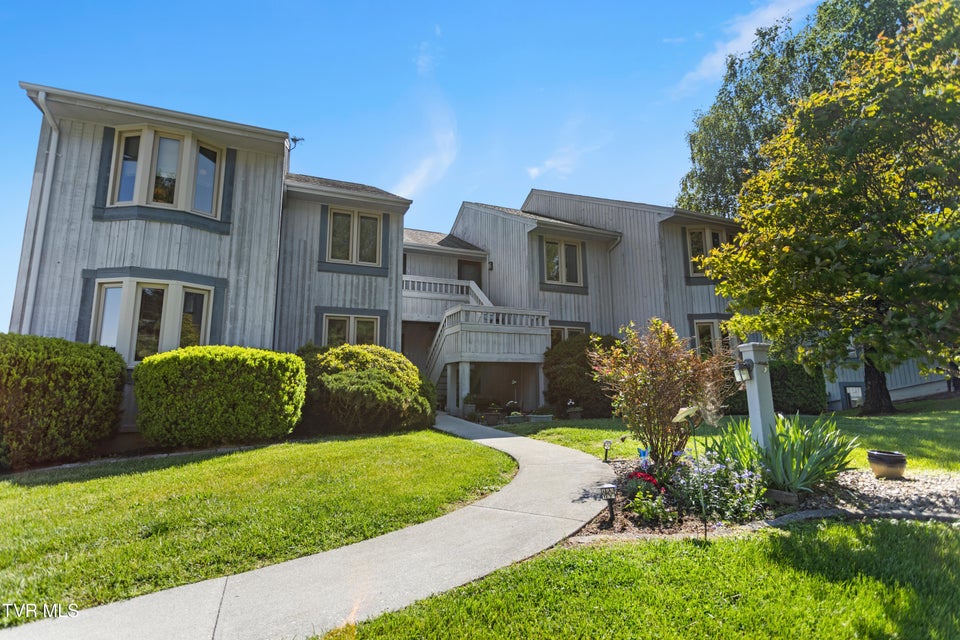 Photo #2: 100 Wonderland Drive