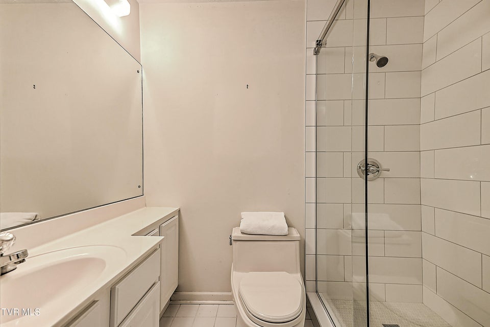 Photo #33: 538 Pitt Road