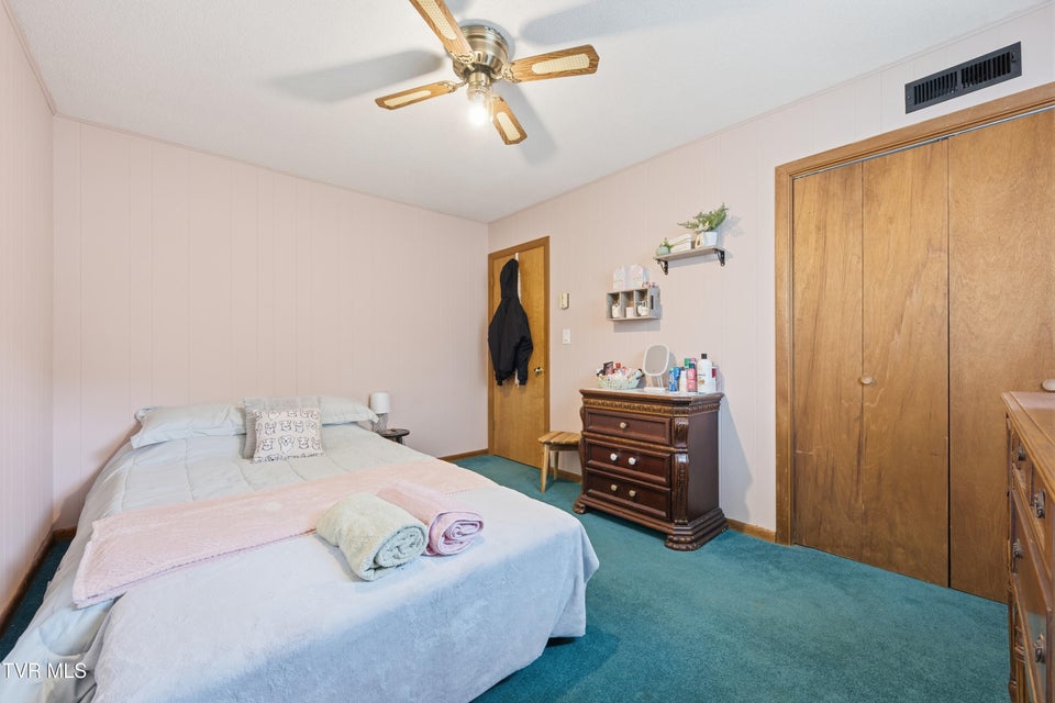 Photo #29: 8112 Boss Road