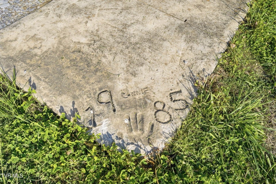 Photo #24: 5990 Cedar Creek Road