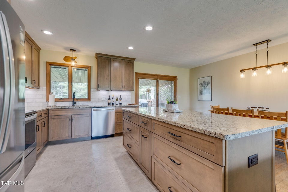 Photo #8: 209 Harmony Acres Drive