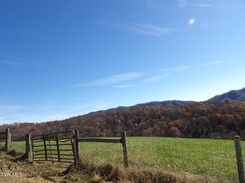 Photo #5: 107 Edgewood/Crusenberry Rd Road