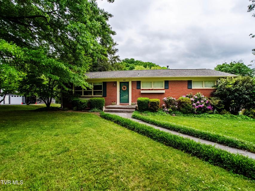 Photo #2: 125 Cresswood Drive