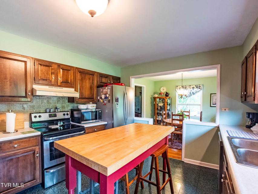 Photo #6: 125 Cresswood Drive