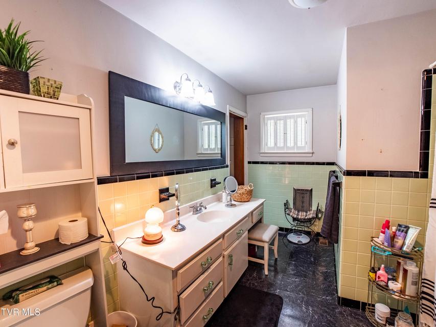 Photo #12: 125 Cresswood Drive
