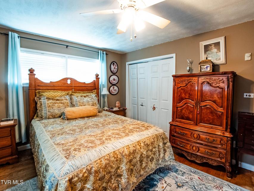 Photo #16: 125 Cresswood Drive
