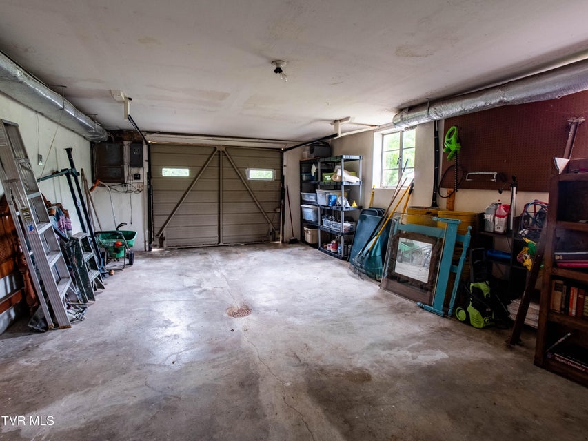 Photo #26: 125 Cresswood Drive
