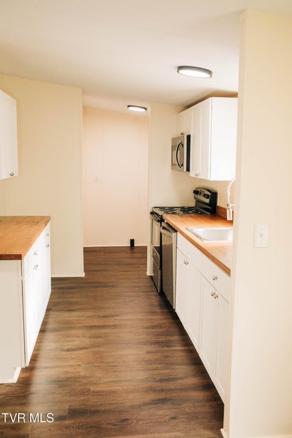Photo #12: 613 Timber Ridge Road