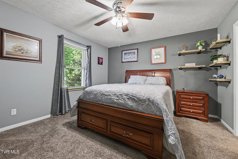Photo #13: 1774 Oriole Court
