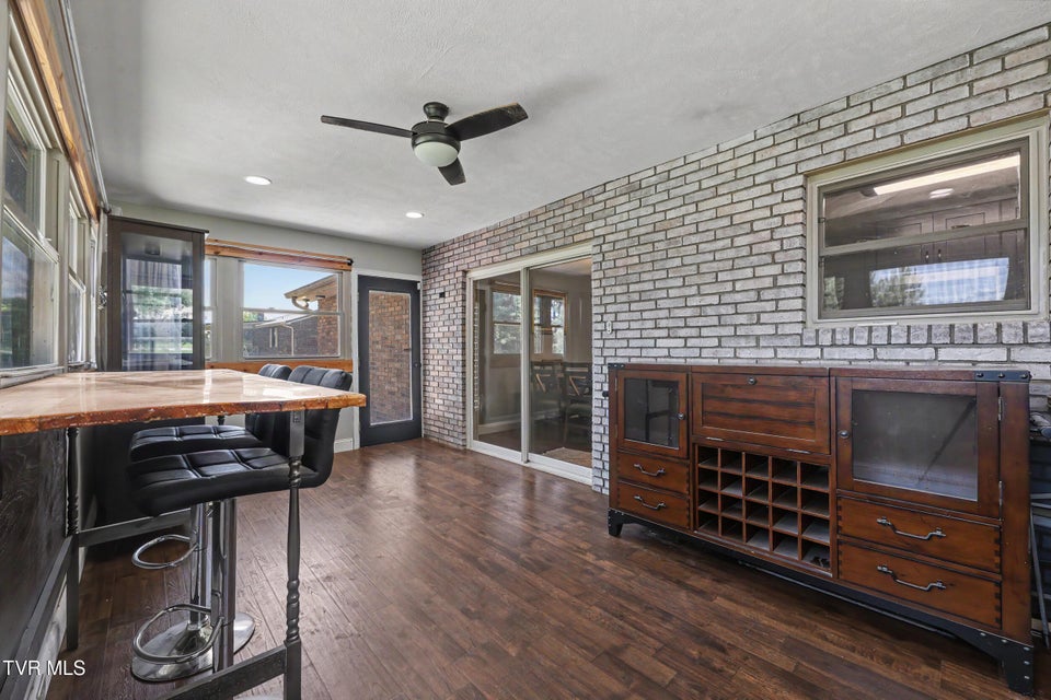 Photo #24: 1774 Oriole Court