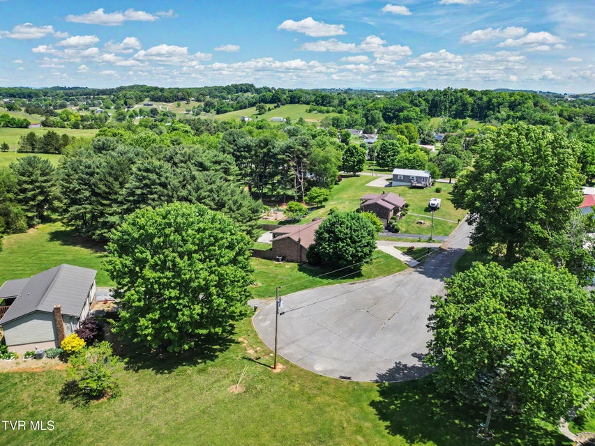 Photo #44: 1774 Oriole Court
