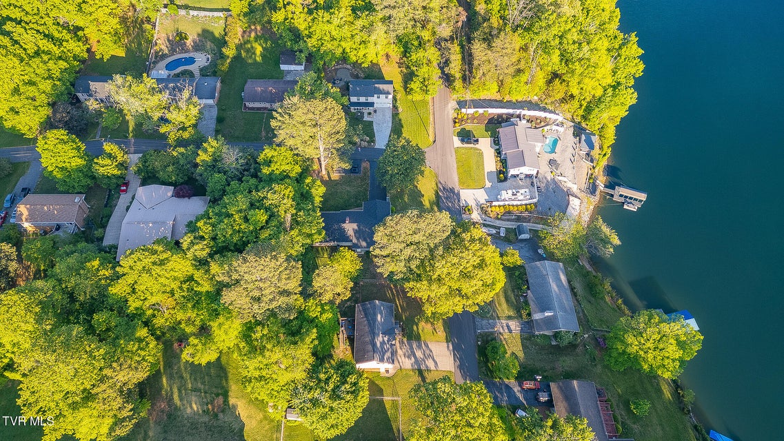 Photo #67: 3601 Hazelnut Drive