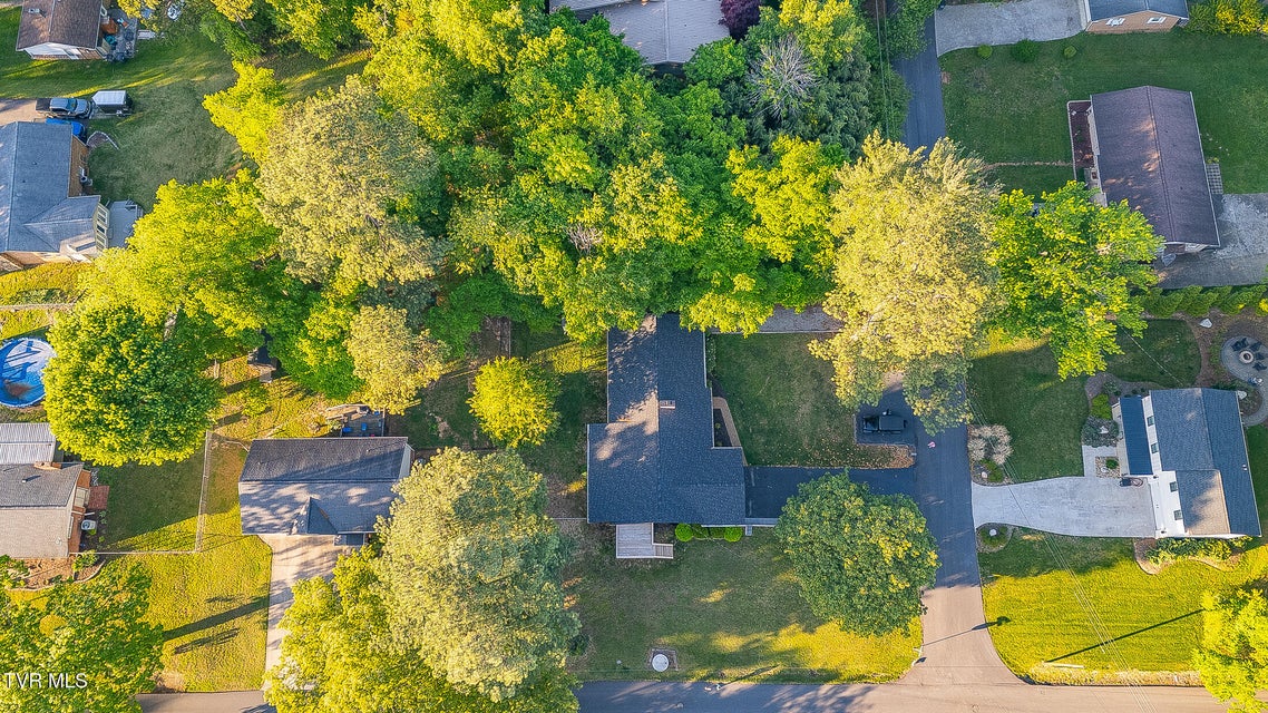 Photo #61: 3601 Hazelnut Drive
