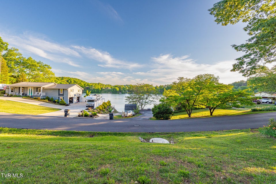 Photo #3: 3601 Hazelnut Drive