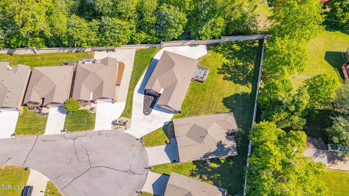 Photo #22: 283 Crockett Drive