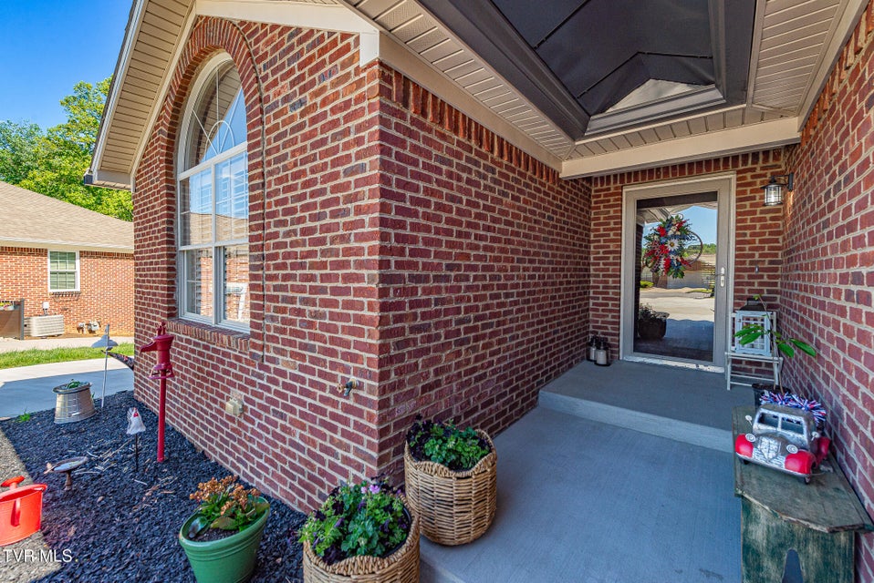 Photo #13: 283 Crockett Drive