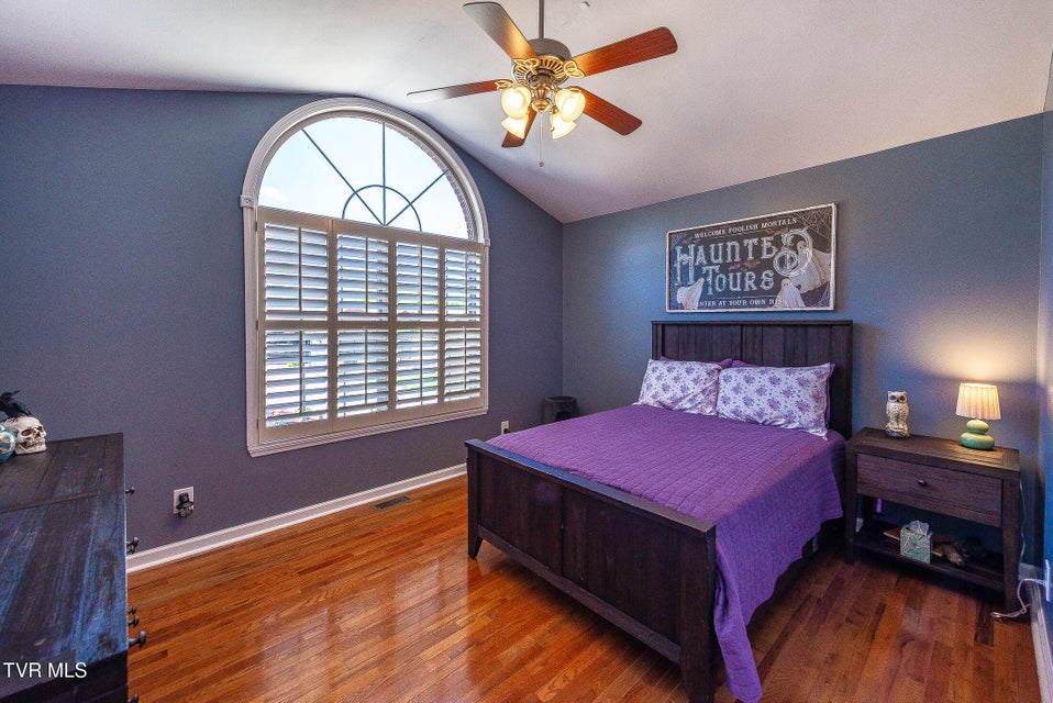 Photo #31: 283 Crockett Drive