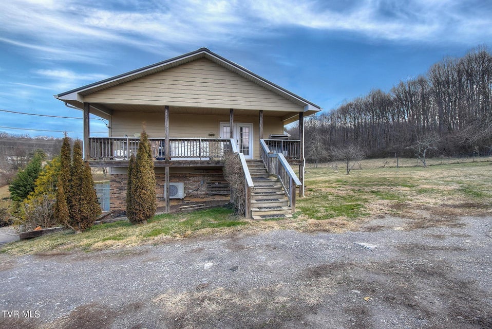 Photo #49: 143 Fordtown Road