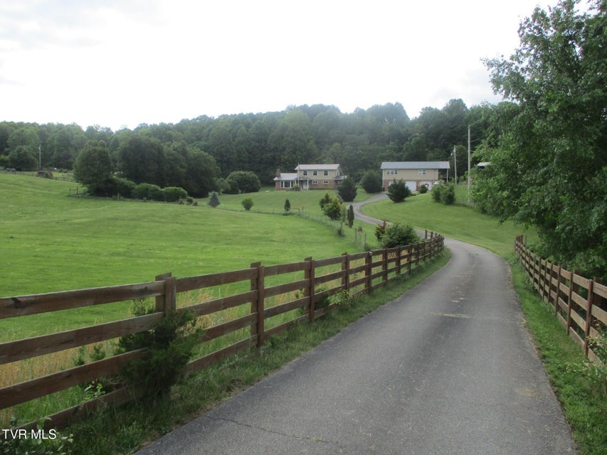 Photo #90: 143 Fordtown Road