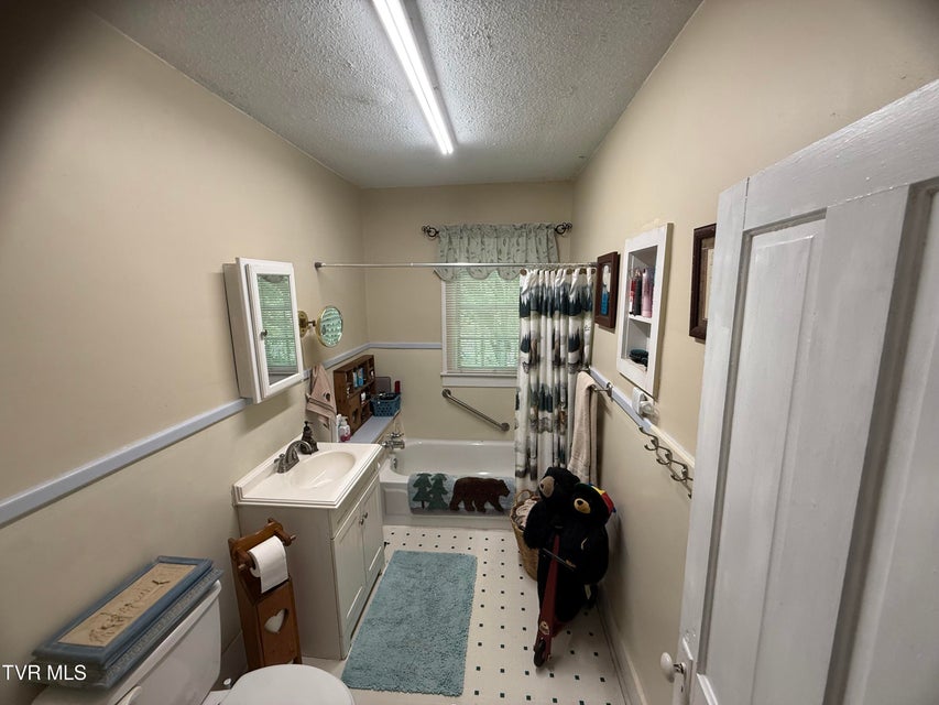 Photo #12: 5912 Dunbar Road