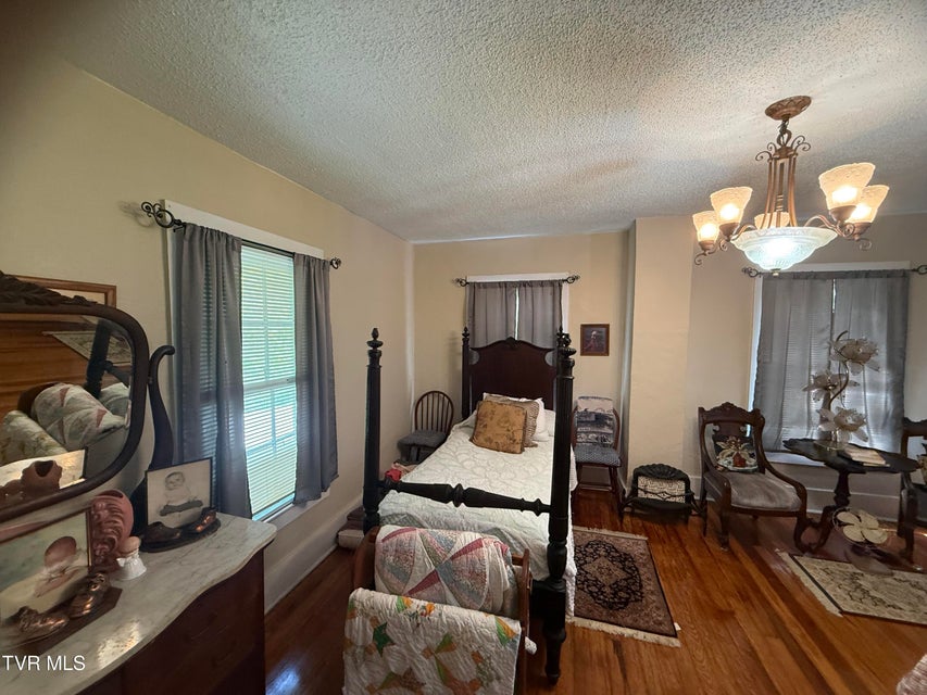 Photo #15: 5912 Dunbar Road