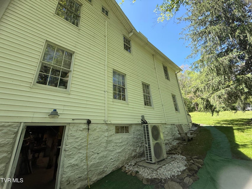Photo #27: 5912 Dunbar Road