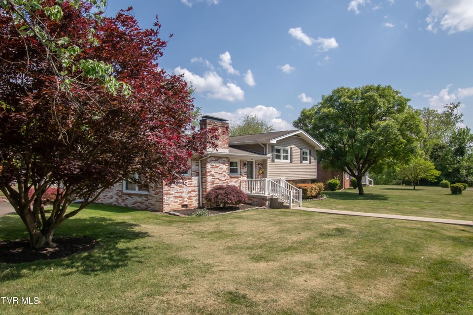 Photo #47: 105 Dale Place