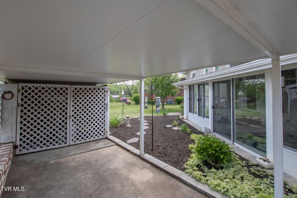 Photo #49: 105 Dale Place