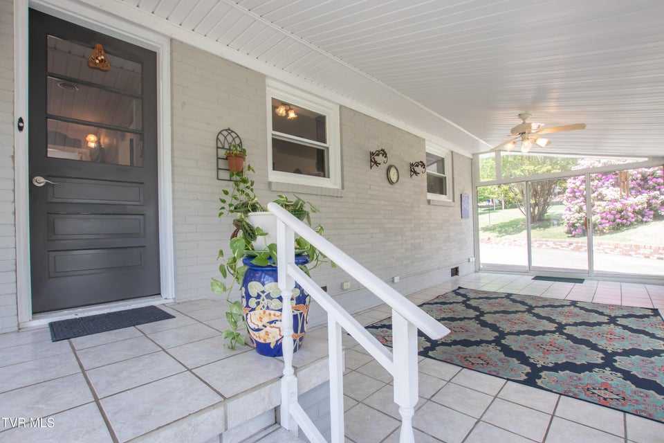 Photo #38: 105 Dale Place