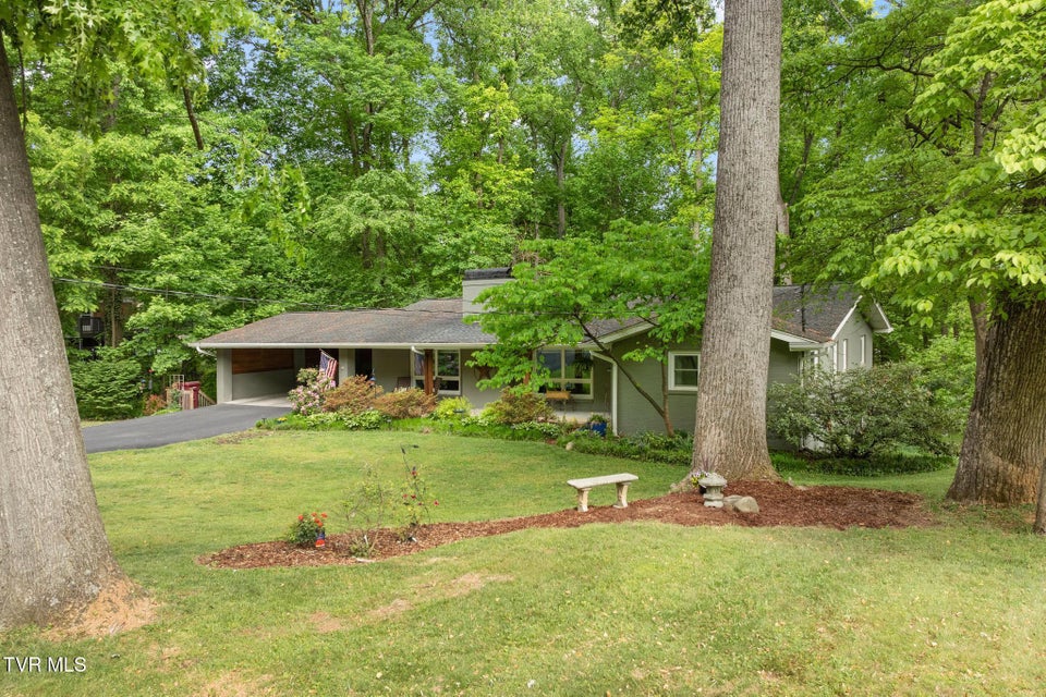 Photo #2: 1305 Sherwood Drive