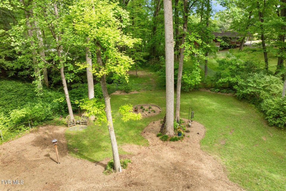Photo #7: 1305 Sherwood Drive