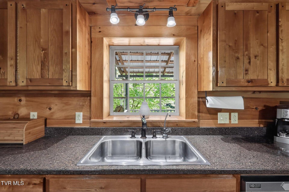 Photo #10: 13544 Revera Drive