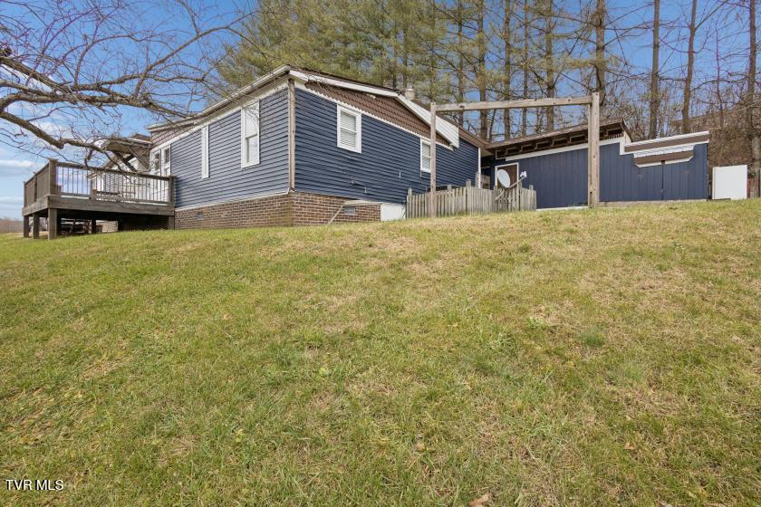 Photo #25: 81 Redwood Drive