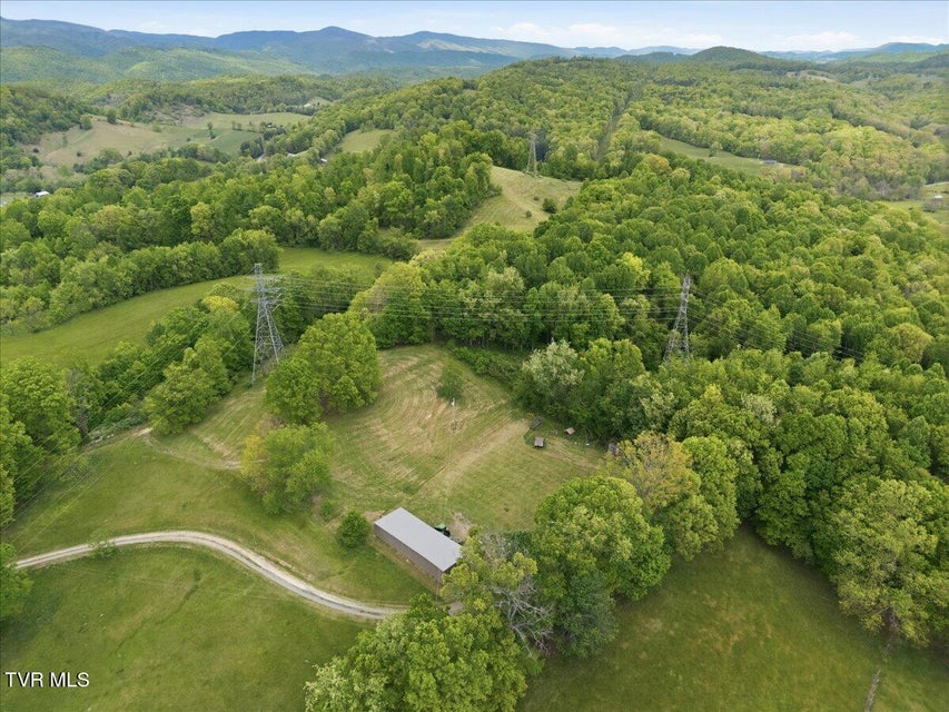 Photo #7: 27070 Shortsville Road