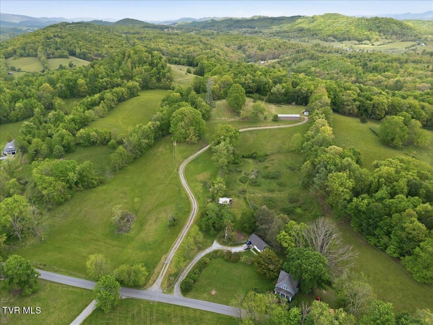 Photo #9: 27070 Shortsville Road
