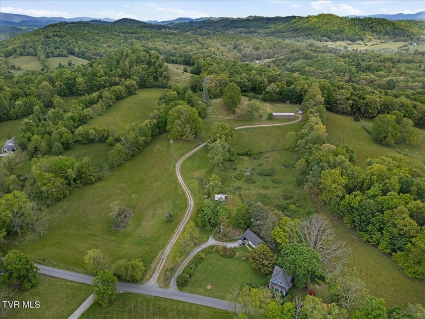 Photo #10: 27070 Shortsville Road