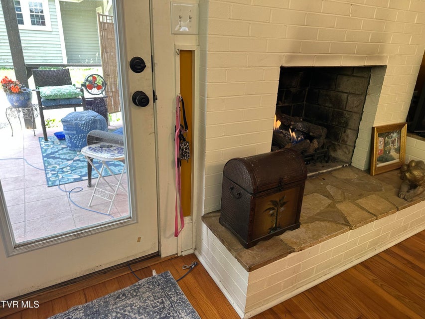 Photo #40: 1045 Catawba Street