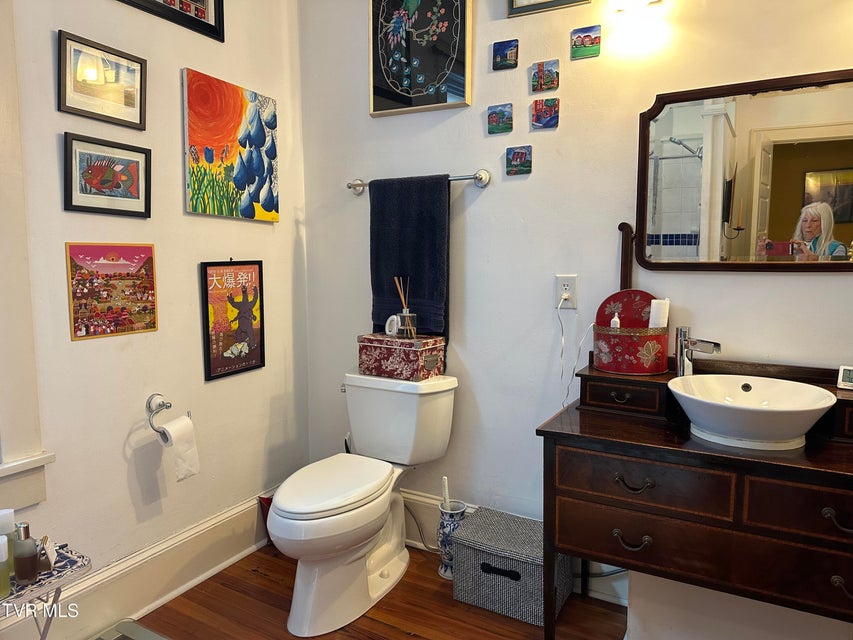 Photo #11: 1045 Catawba Street