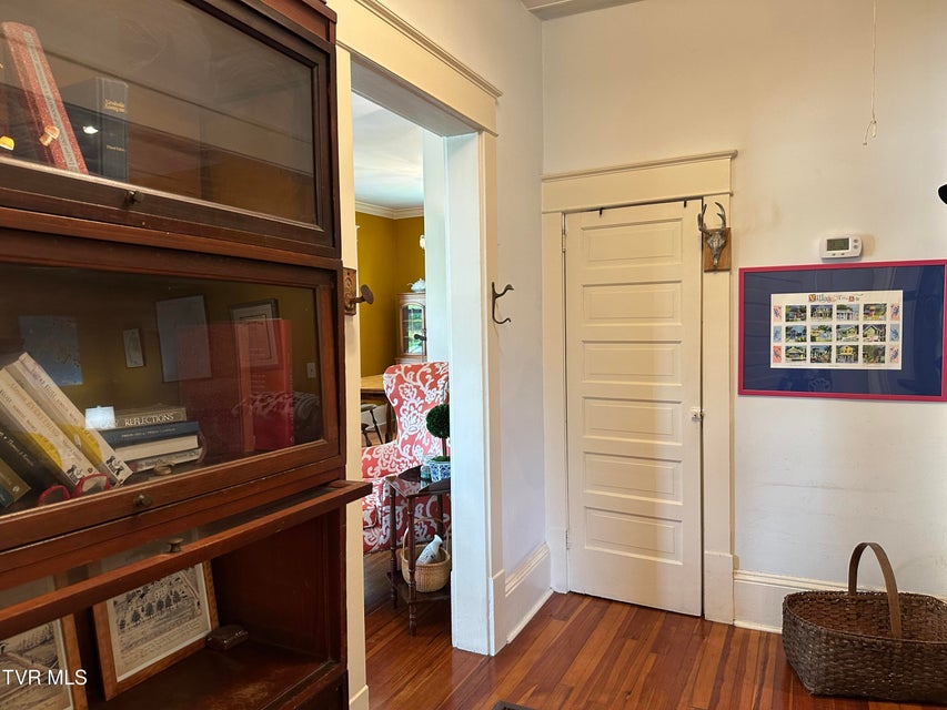 Photo #54: 1045 Catawba Street