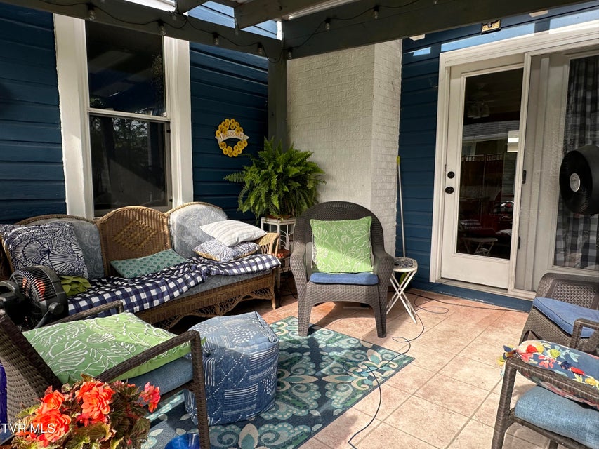 Photo #18: 1045 Catawba Street