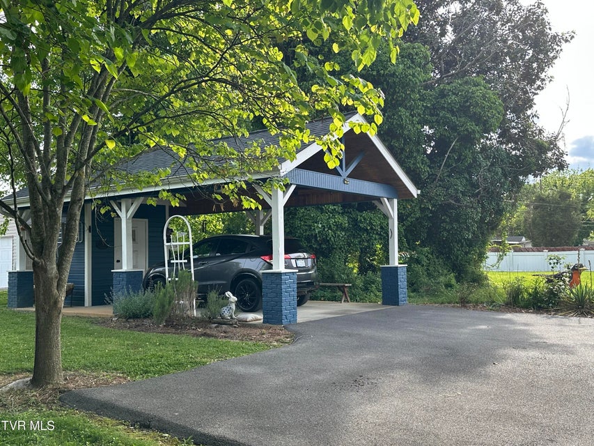 Photo #19: 1045 Catawba Street