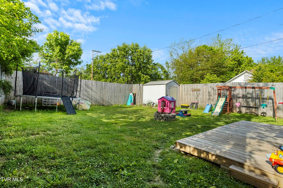 Photo #29: 1001 Minton Place