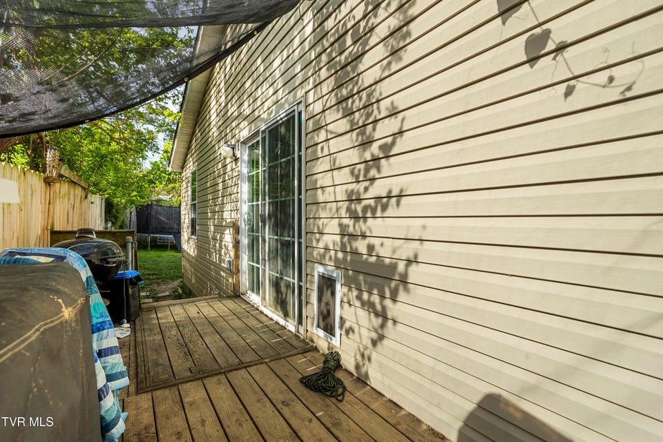 Photo #26: 1001 Minton Place