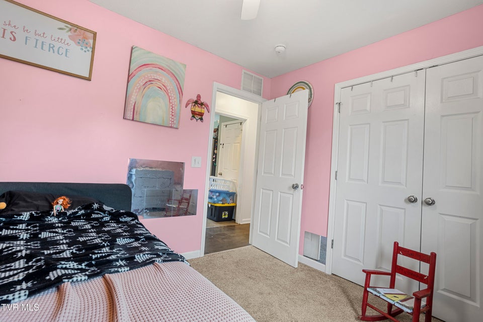 Photo #15: 1001 Minton Place