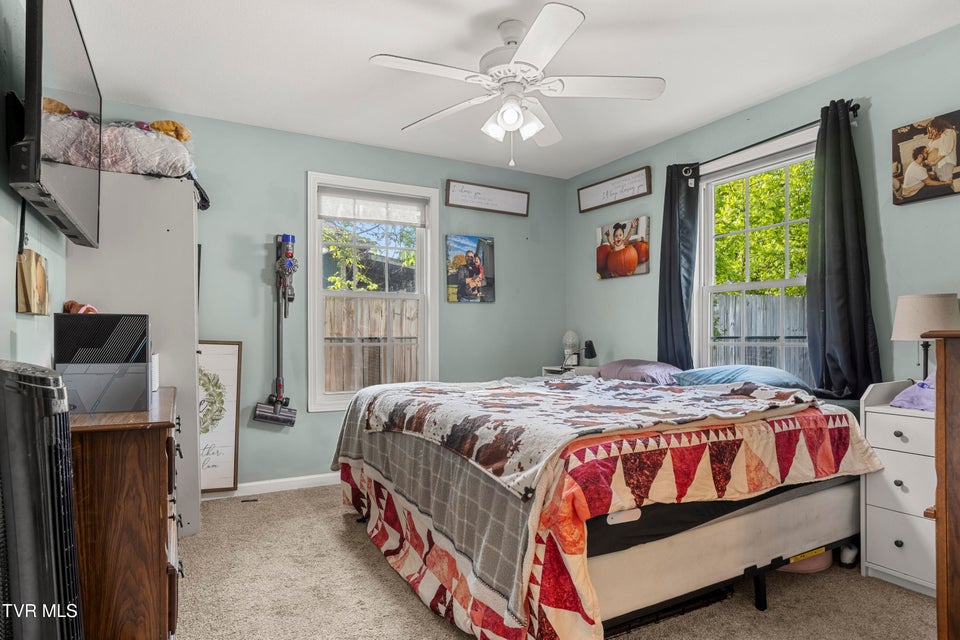 Photo #21: 1001 Minton Place