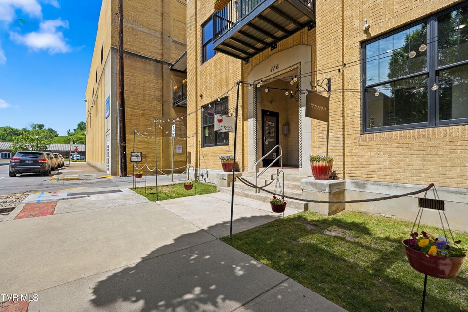 Photo #3: 116 Commerce Street