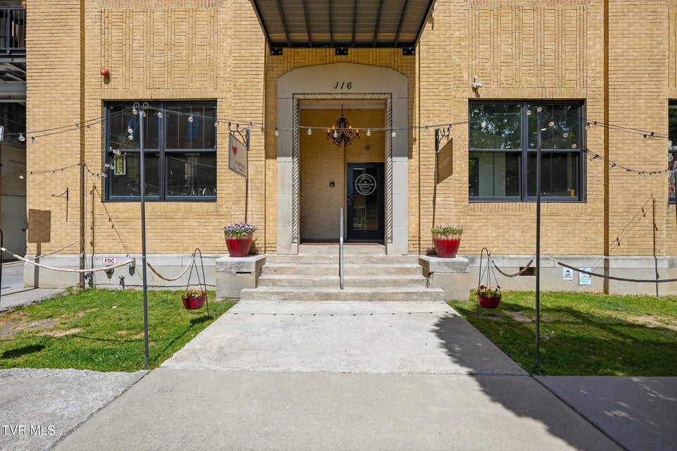 Photo #2: 116 Commerce Street