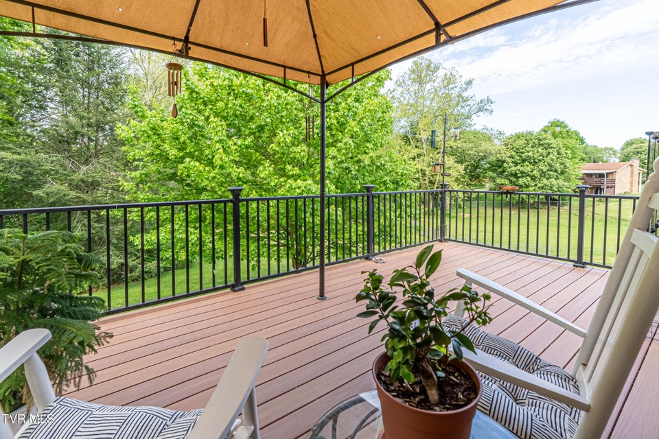 Photo #17: 194 Deertrack Lane